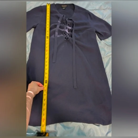 Club Monaco Navy Blue Lace-Up T-shirt Dress - Picture 5 of 8